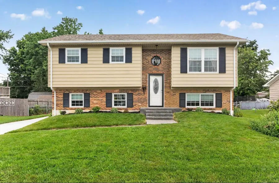 515 Pinoak Drive, Nicholasville, KY 40356 - #2