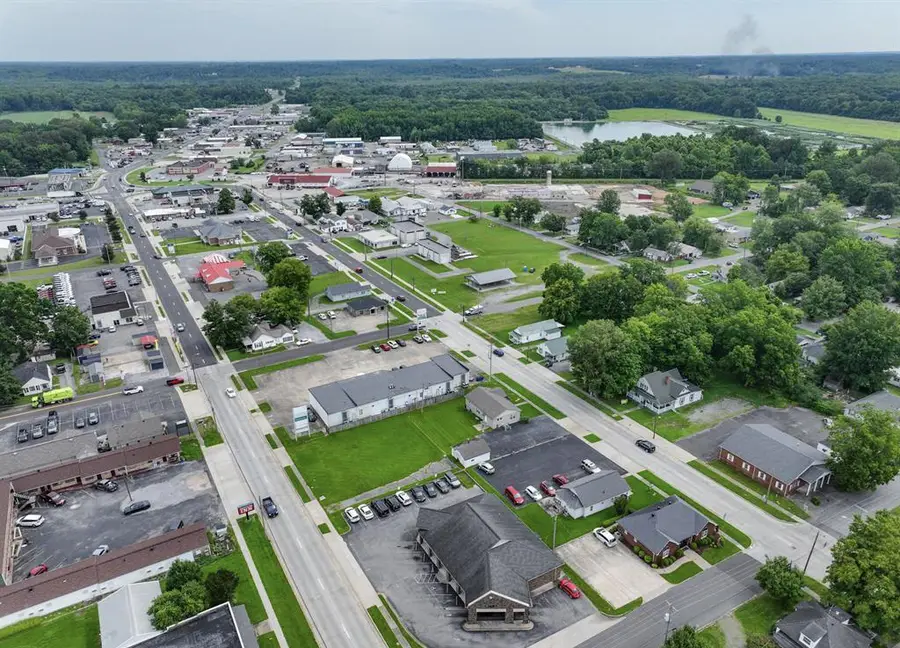 00 Main Street, Benton, KY 42025 - #2