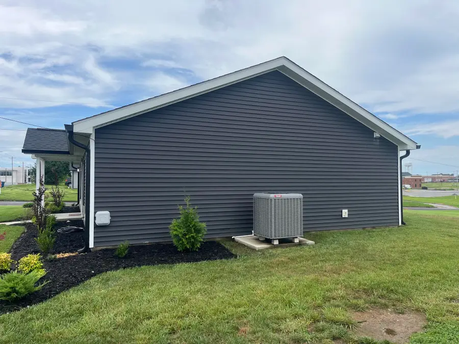303 N 5th Street, Mayfield, KY 42066 - #3