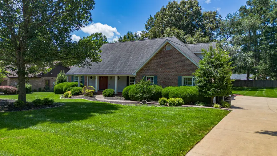 555 Whitney Drive, Paducah, KY 42001 - #3