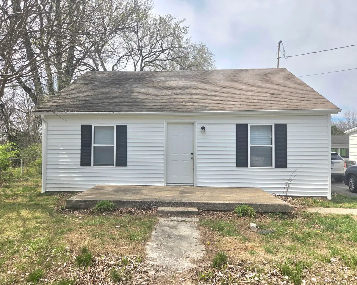 1303 Phelps Avenue, Hopkinsville, KY 42240 - #1