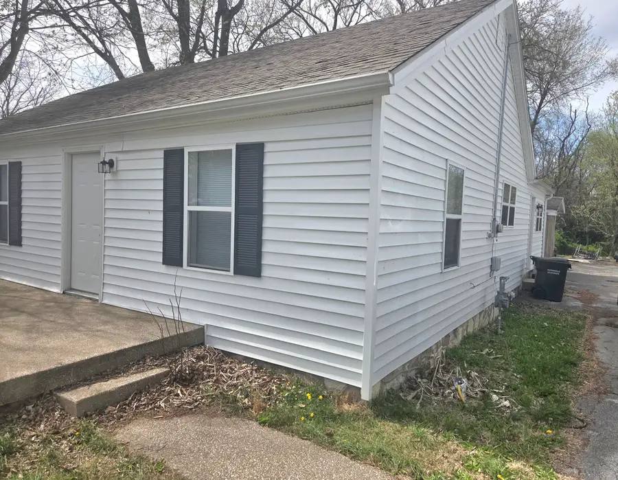 1303 Phelps Avenue, Hopkinsville, KY 42240 - #2