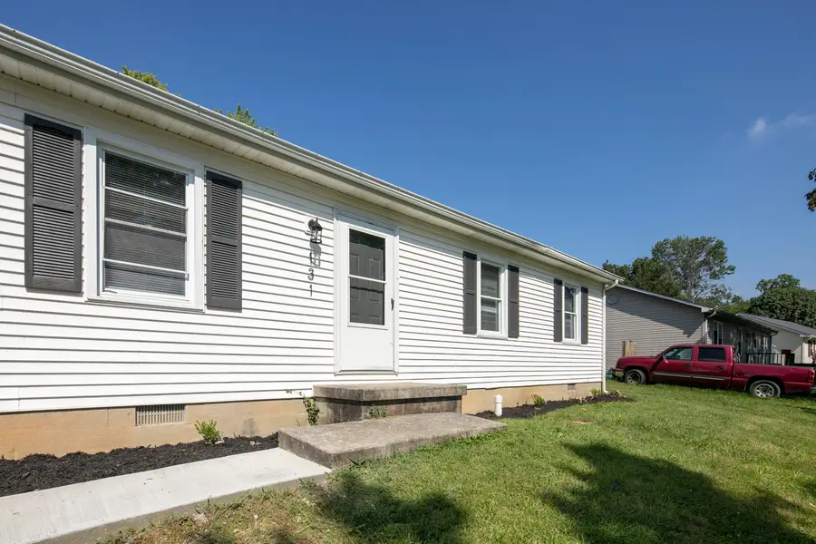 131 Spring Valley Drive, Stanford, KY 40484 - #2
