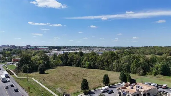 000 N 12th Street, Murray, KY 42071