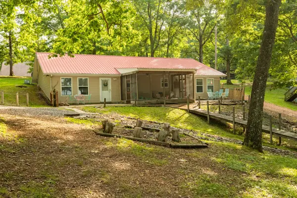 120 Veal Lane, New Concord, KY 42076