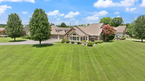 373 Chateau Place, Bronston, KY 42518