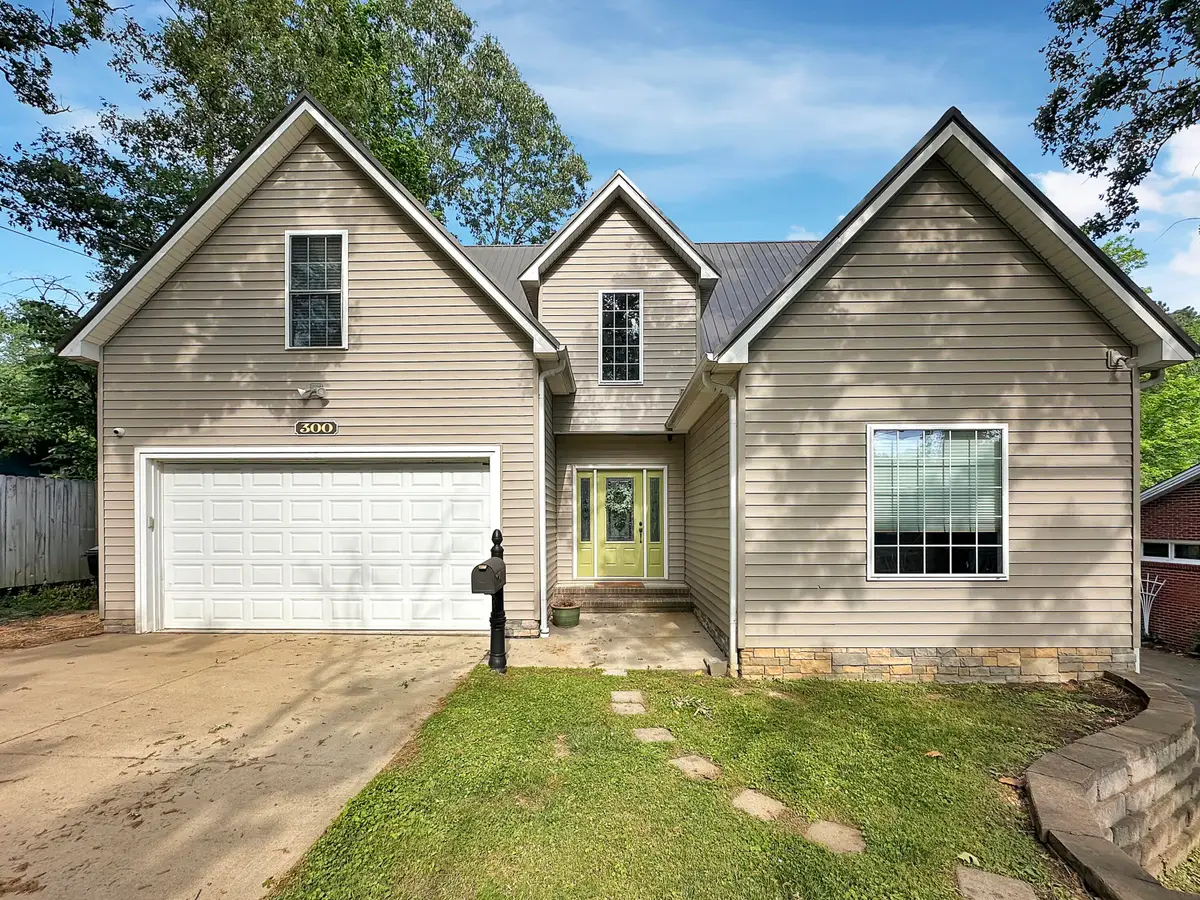 300 N 8th Street, Murray, KY 42071 - #1