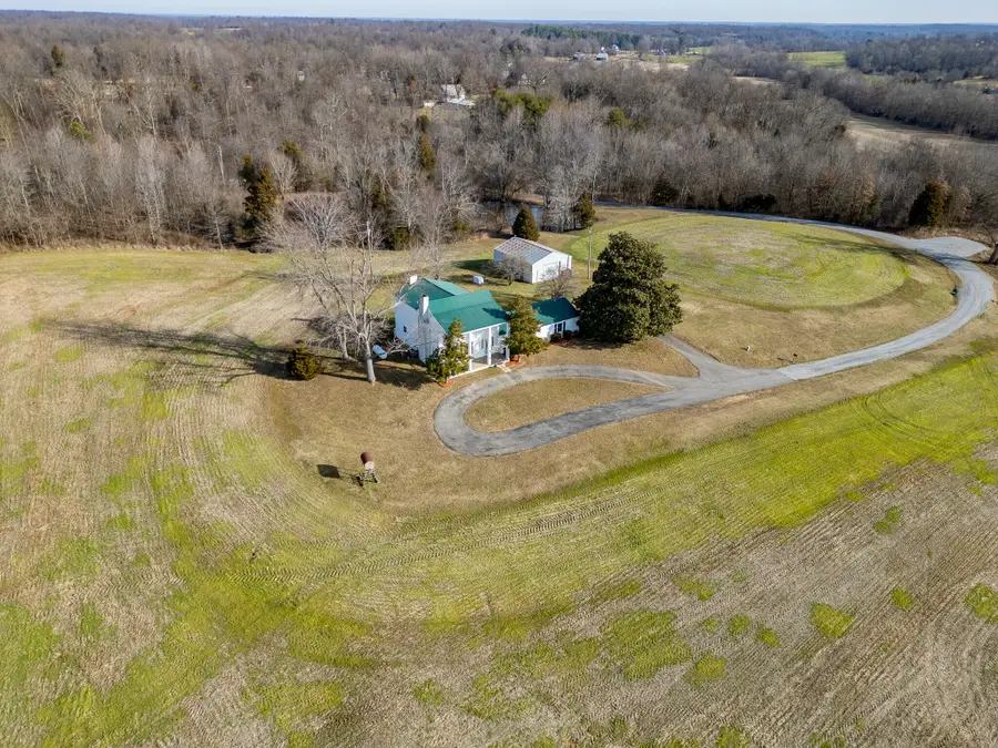 305 Simpkins Lane, Mayfield, KY 42066 - #2