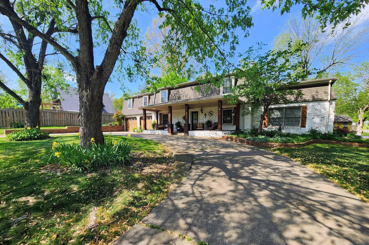 205 Forsythia Drive, Paducah, KY 42003 - #1