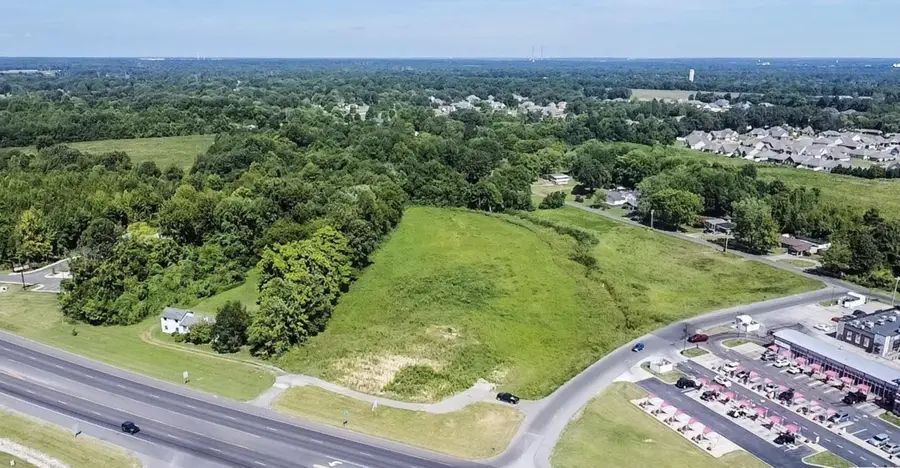 5251 Hinkleville Road, Paducah, KY 42001 - #2