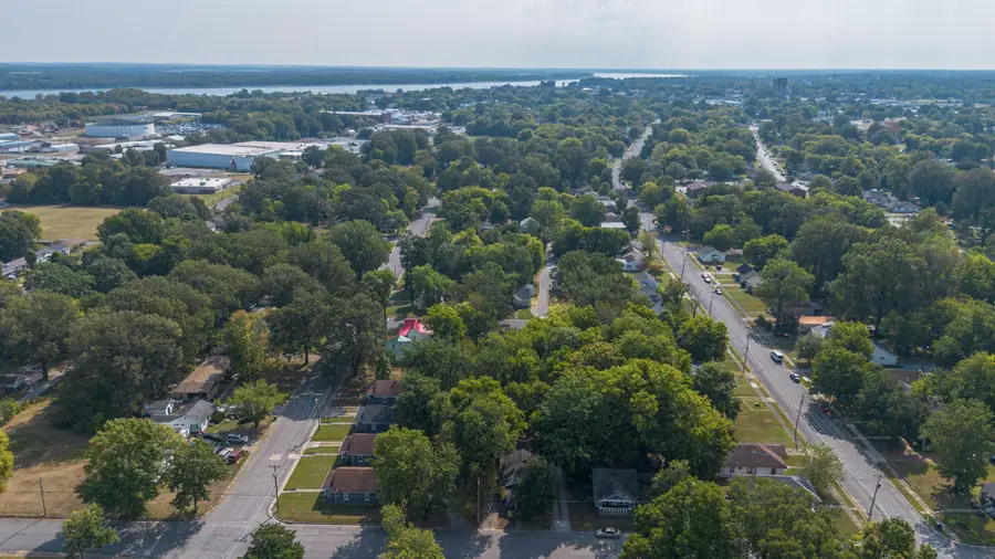 411 W Jefferson Street #Parent property of 37 SF homes, Paducah, KY 42001 - #2