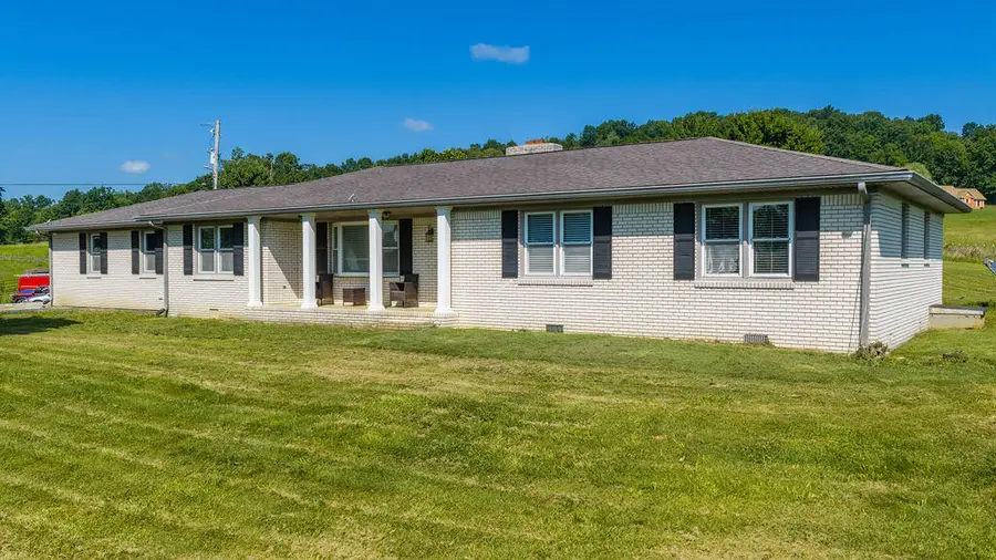 11325 Greenville Road, Hopkinsville, KY 42240 - #2