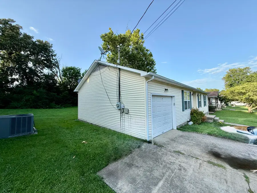 609 Highland Street, Mayfield, KY 42066 - #2