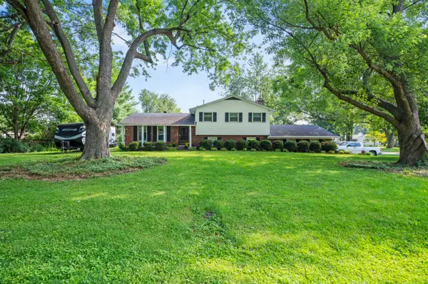 183 Woodlark Road, Versailles, KY 40383