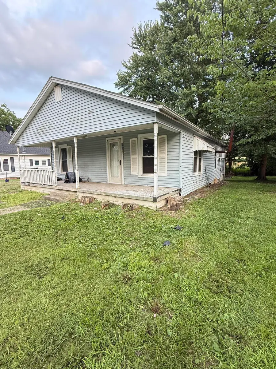 203 Gilbert Street, Hazel, KY 42049 - #3