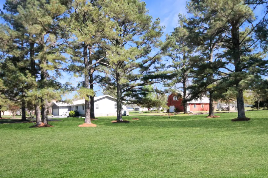 8078 Aurora Highway, Benton, KY 42025 - #2