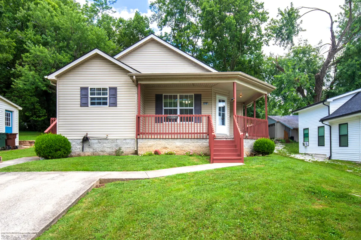 322 2nd Street, Midway, KY 40347 - #1