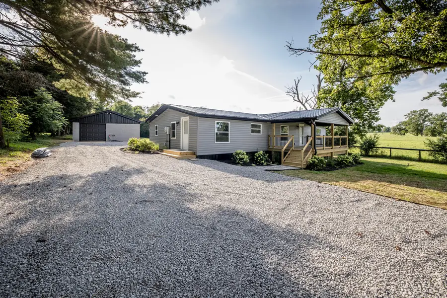 809 Hill Road, Paris, KY 40361 - #2