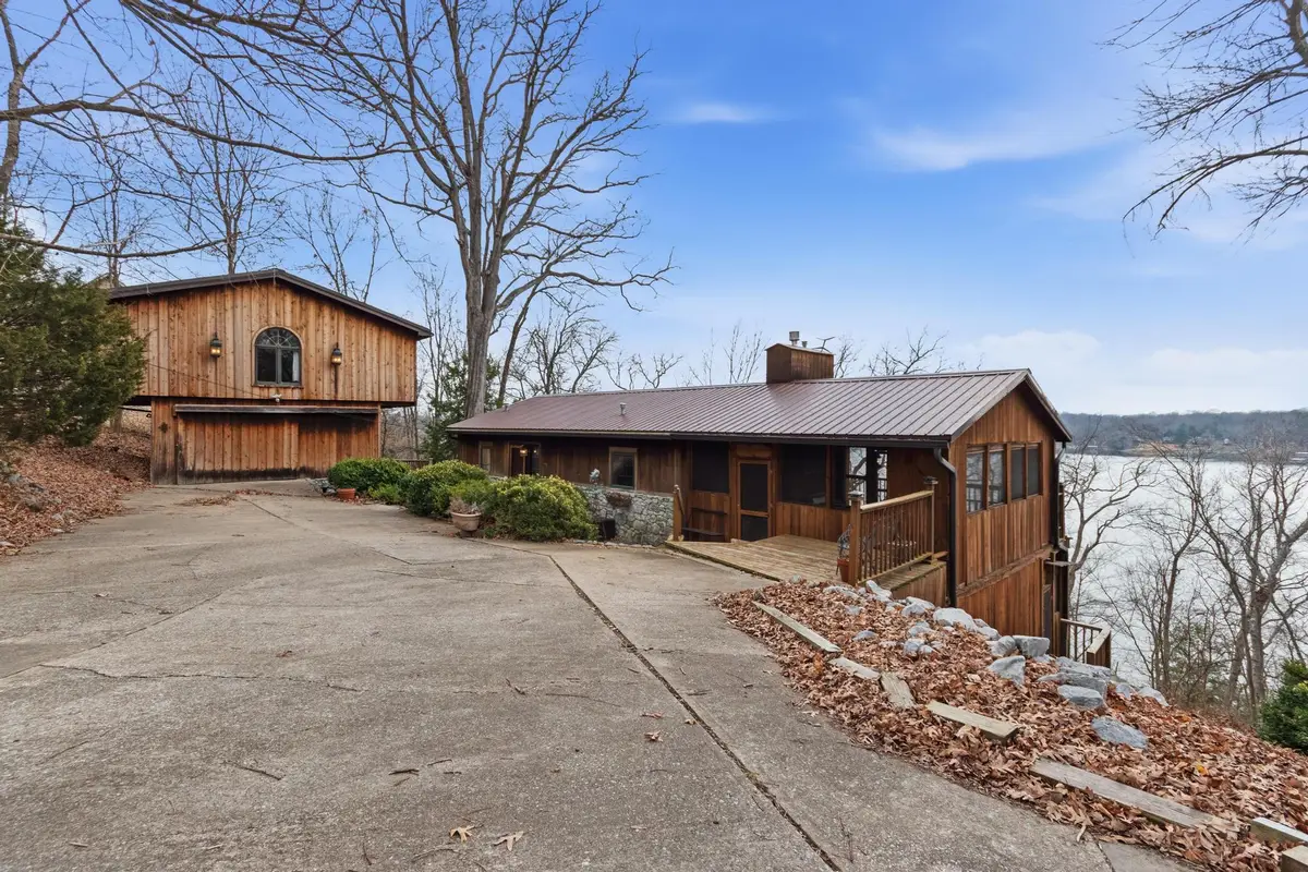 290 Deer Run Road, Eddyville, KY 42038 - #1