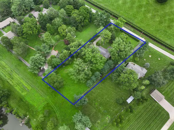 855 Walnut Hill Road, Lexington, KY 40515
