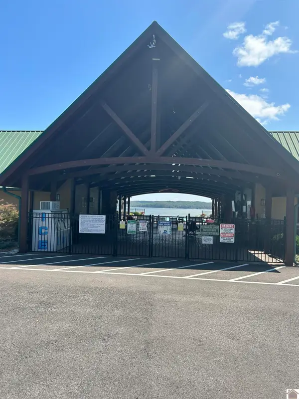 151 Centerview Road, Murray, KY 42071