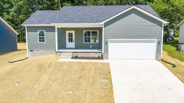 320 Pine Hill Drive, Hopkinsville, KY 42240