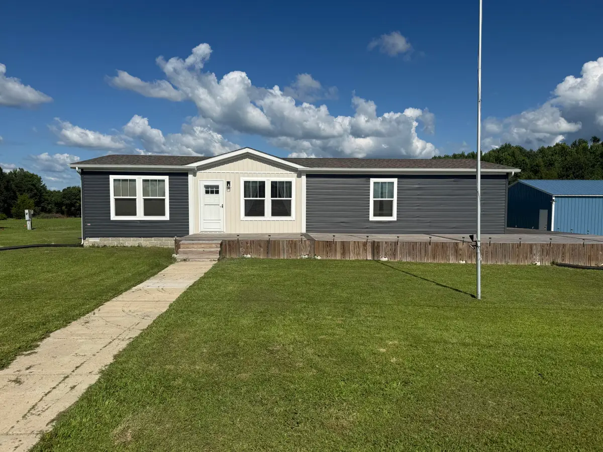 150 Village Lane, Russell Springs, KY 42642 - #1