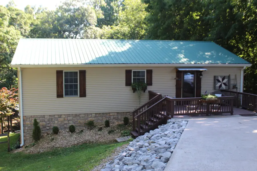 798 Wheaton Way, Eddyville, KY 42038 - #3
