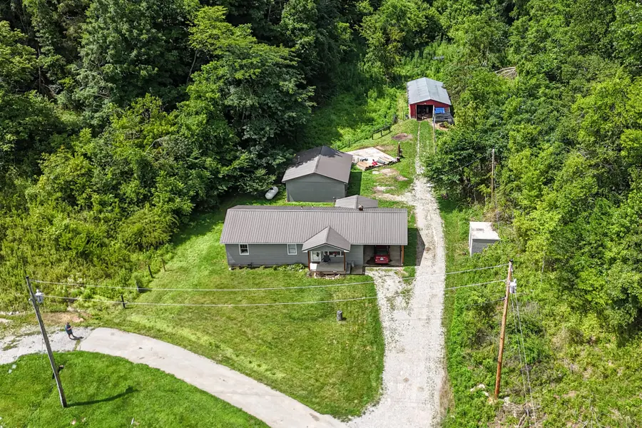 90 Trevor Lane, Burkesville, KY 42717 - #3