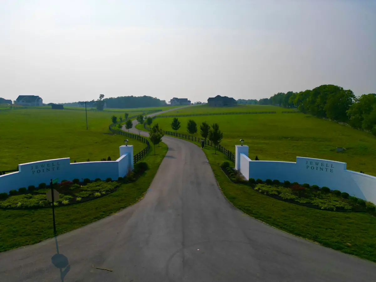 105 Peaceful Landing, Wilmore, KY 40390 - #1