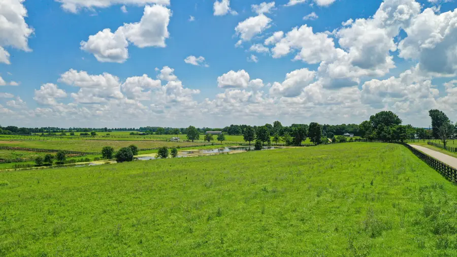1 Glenn Road, Paris, KY 40361 - #2