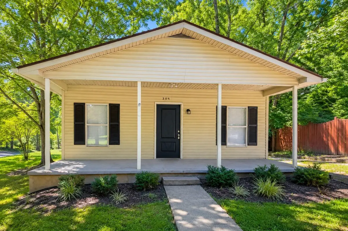 309 Young Street, Georgetown, KY 40324 - #1