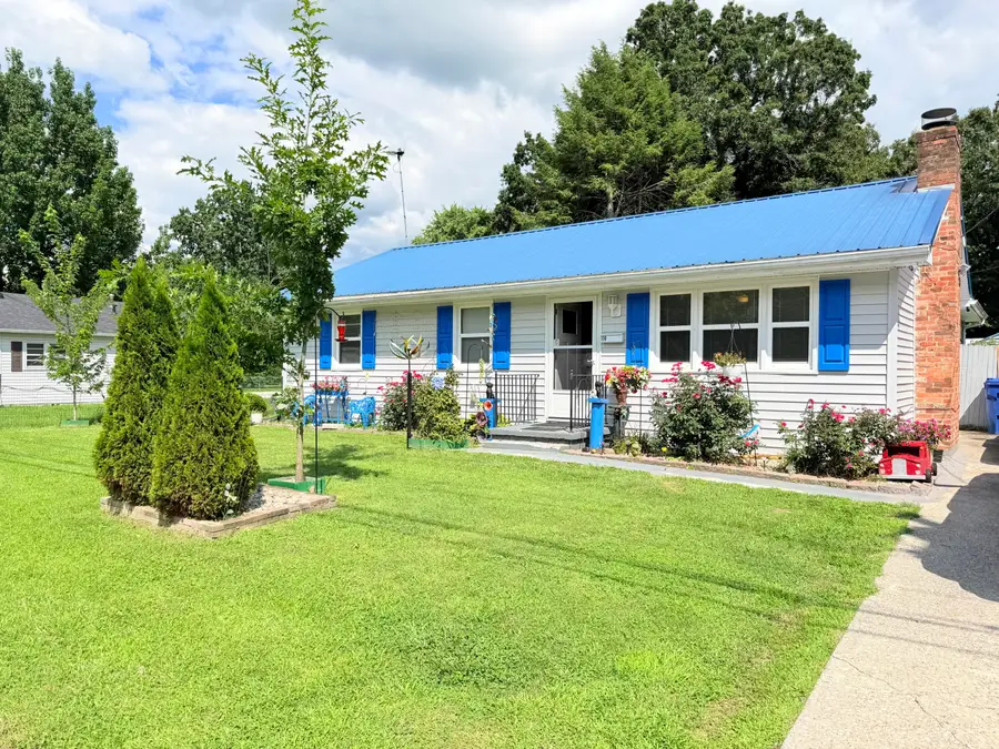110 Dinsmore Street, Berea, KY 40403 - #3
