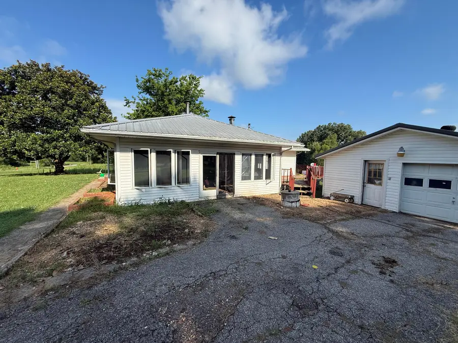2620 Almo Road, Dexter, KY 42036 - #3