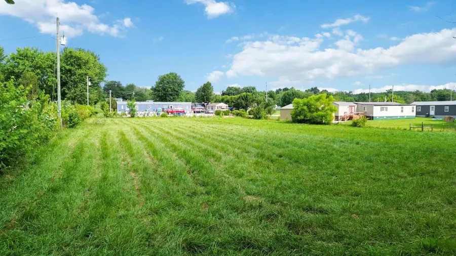 8 Daniels Drive, Eubank, KY 42567 - #2
