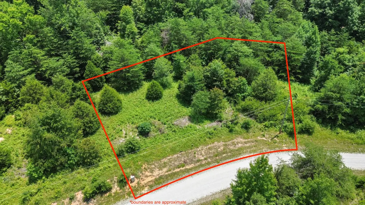 112 Kelly Circle, Nancy, KY 42544 - #1