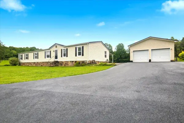 1381 Ingram Road, Annville, KY 40402