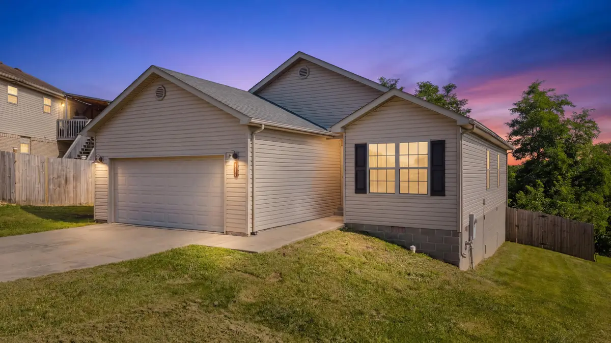 105 Newport Lane, Berea, KY 40403 - #1