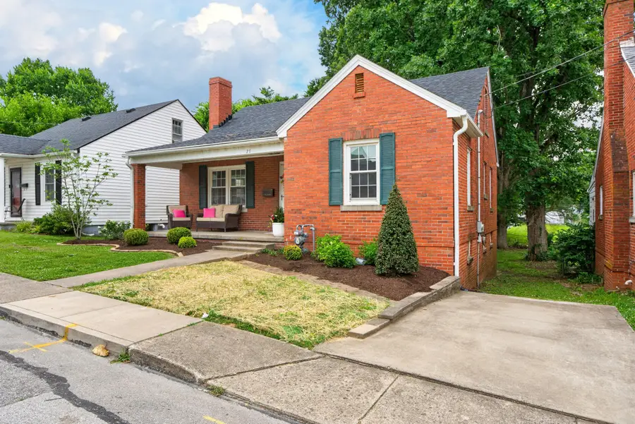 27 W 19th Street, Paris, KY 40361 - #3