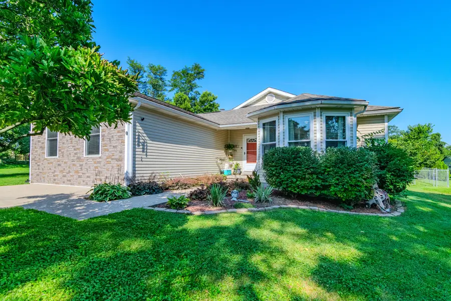 1667 Old Frankfort Road, Lawrenceburg, KY 40342 - #2
