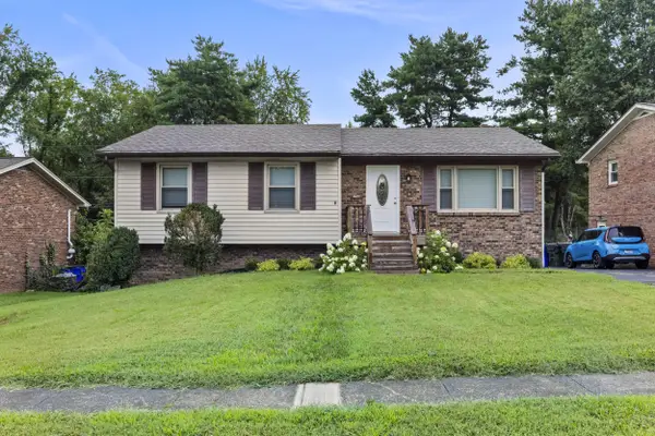 423 Monticello Boulevard, Lexington, KY 40503