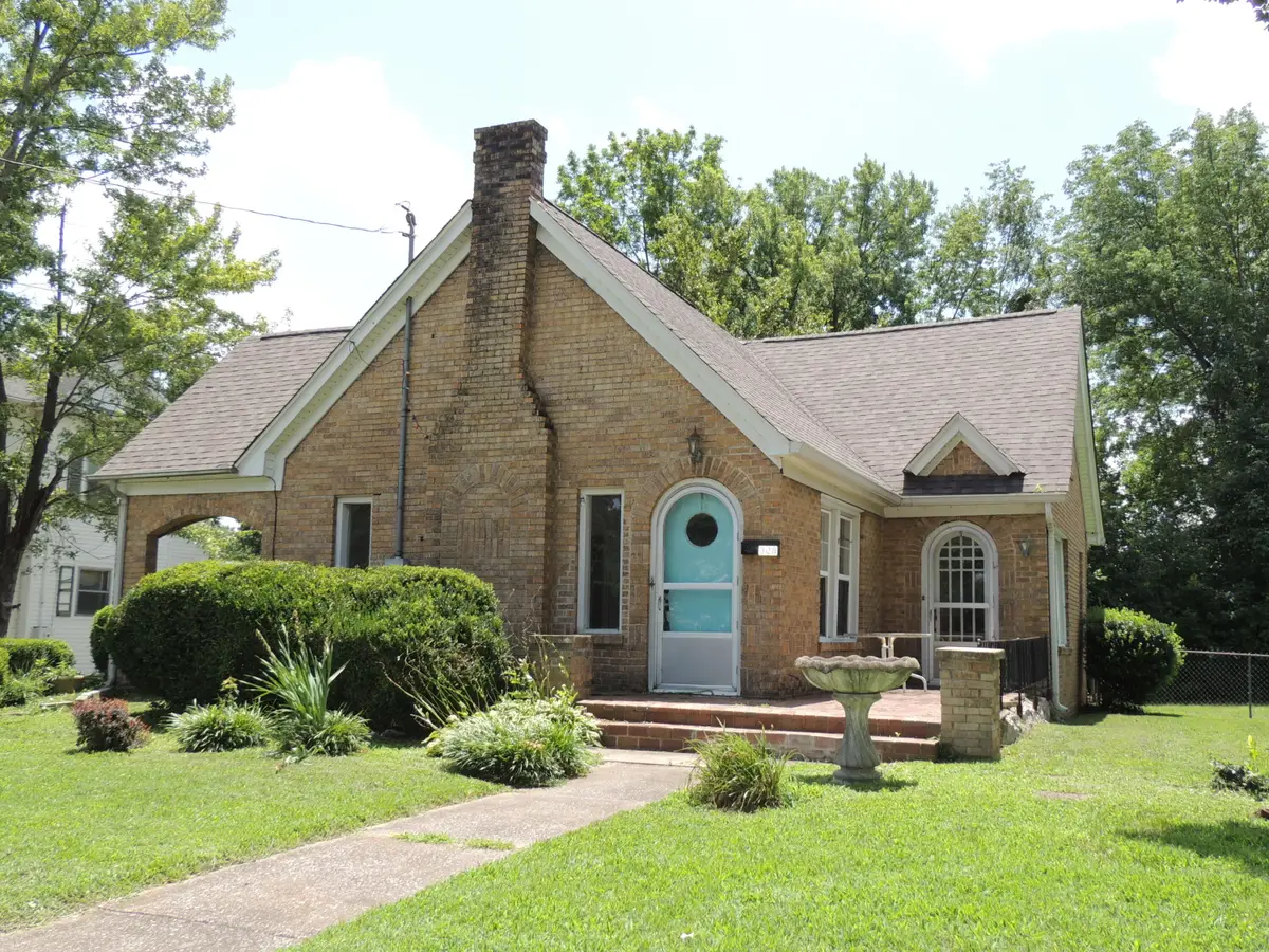 308 E College Street, Mayfield, KY 42066 - #1