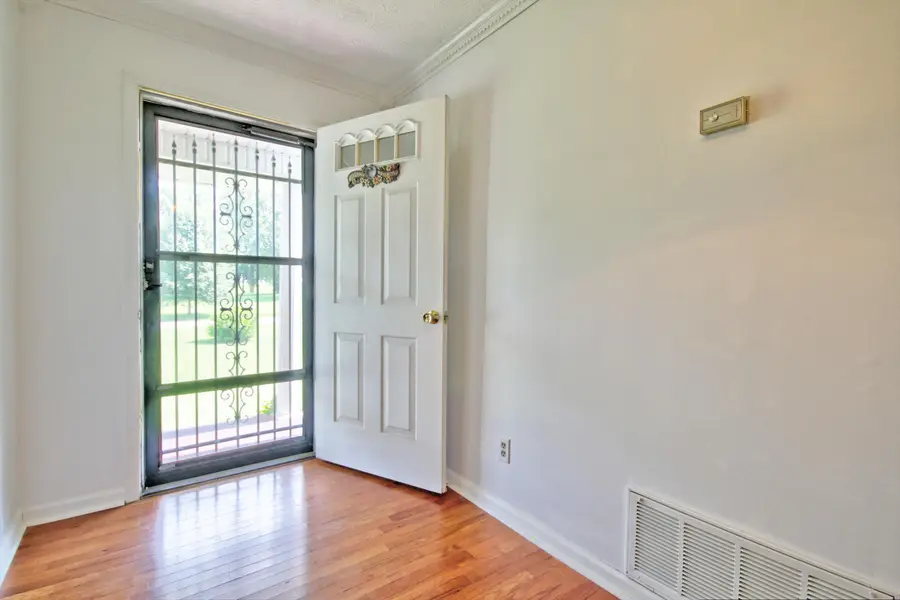 275 Middleground Way, London, KY 40744 - #2