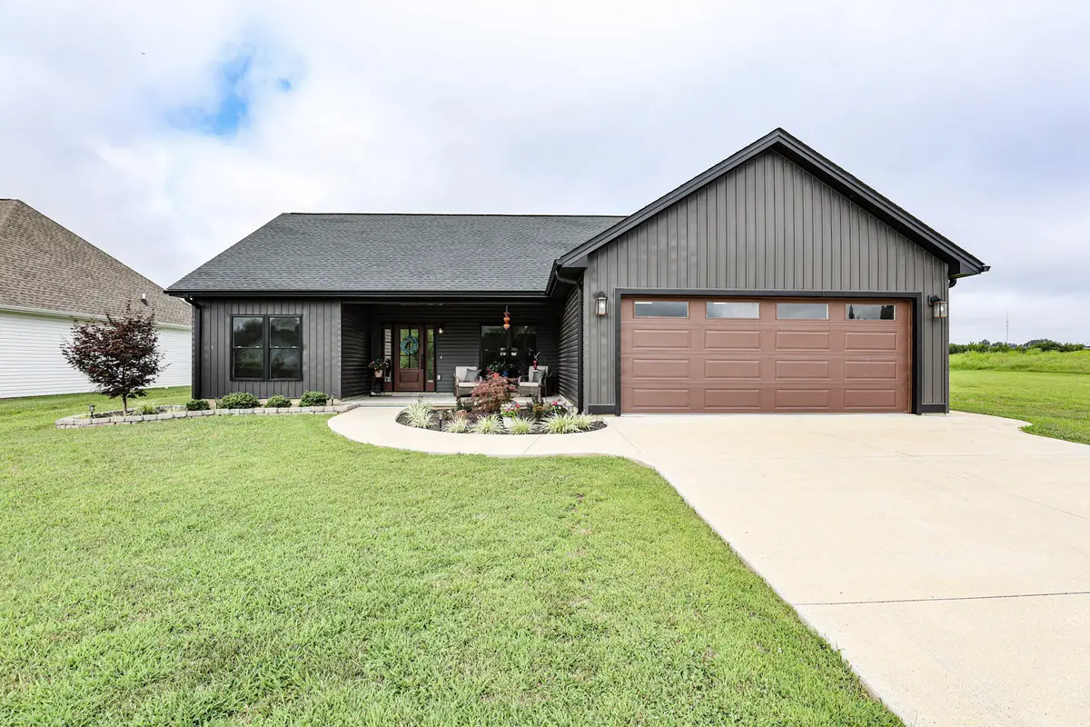 307 Parkway Drive, Mayfield, KY 42066 - #1