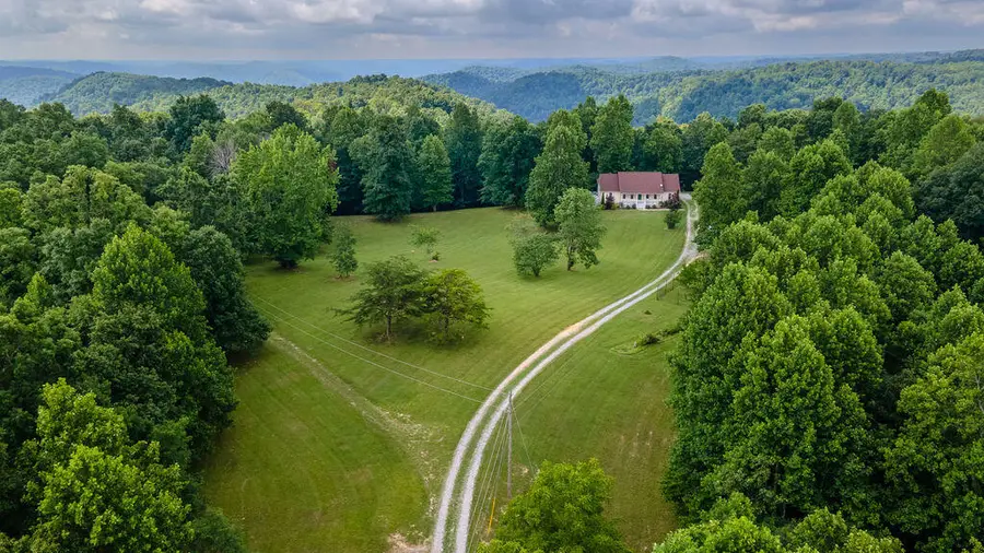 3152 Tipton Road, Ravenna, KY 40472 - #2