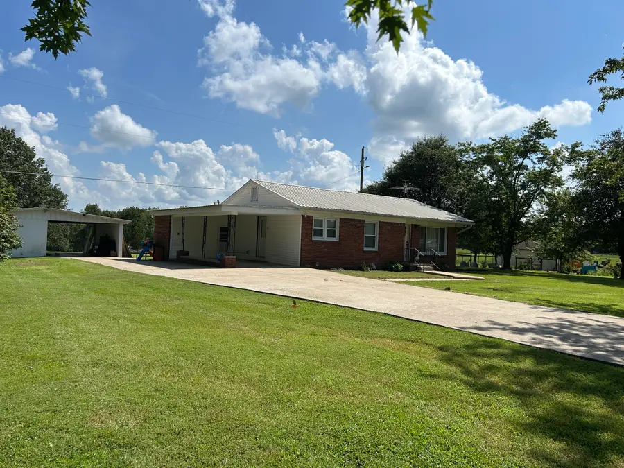 403 Breezeel School Road, Benton, KY 42025 - #3
