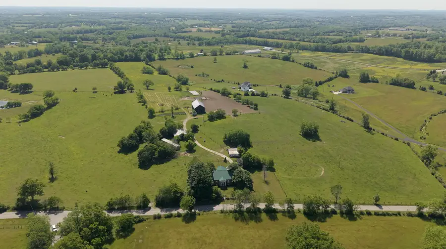 6300-A Mccowans Ferry Road, Versailles, KY 40383 - #3