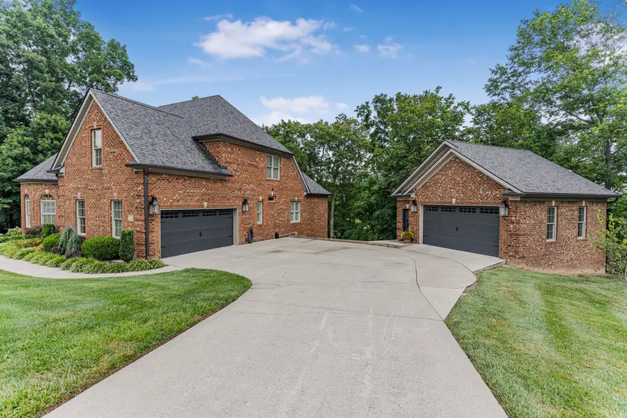 216 Avawam Drive, Richmond, KY 40475 - #2
