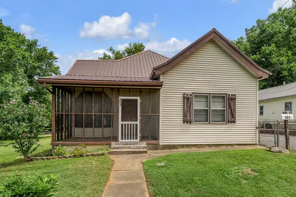 151 Minary Avenue, Versailles, KY 40383