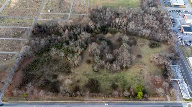 402 Chestnut Street, Murray, KY 42071 - #1